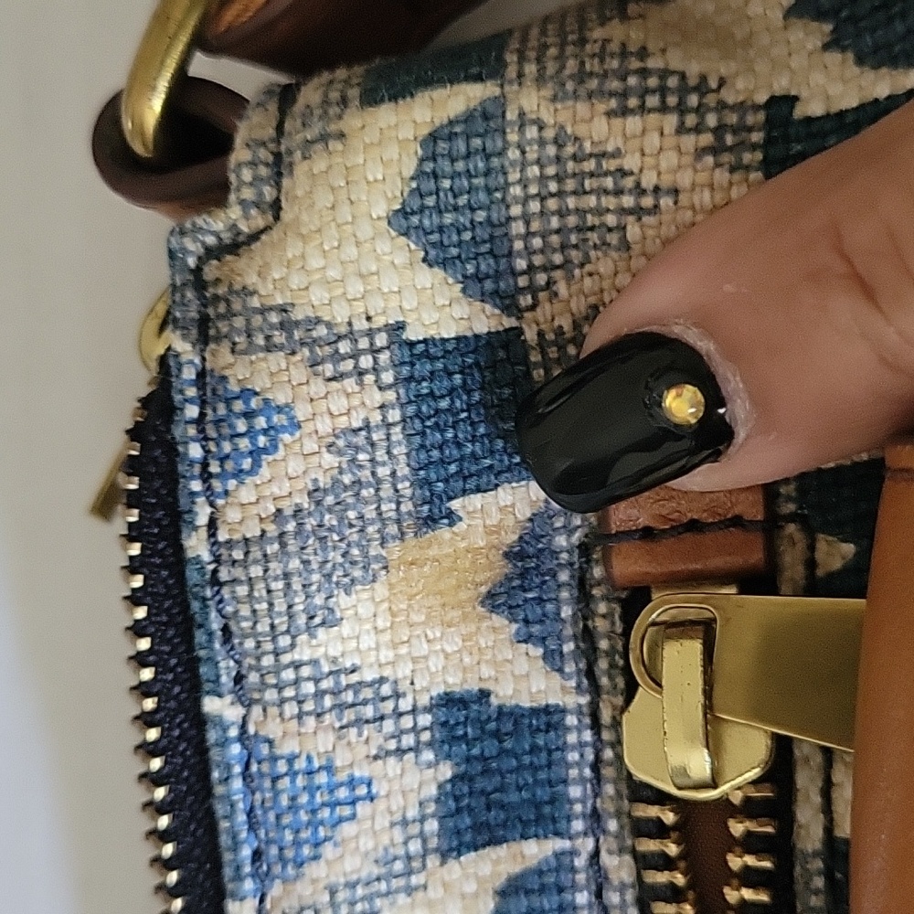 Fossil Blue and Brown Crossbody Bag. 13 x 10 x 2 Inches - Picture 7 of 8